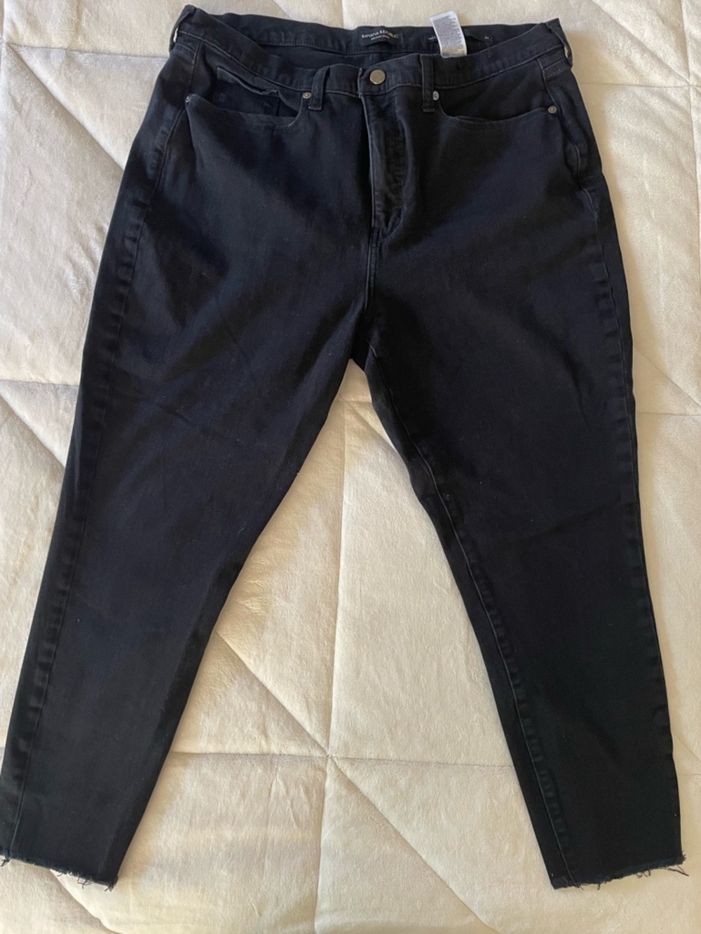 Banana Republic High Rise Skinny Jeans - Black- women’s size 34 (XL)